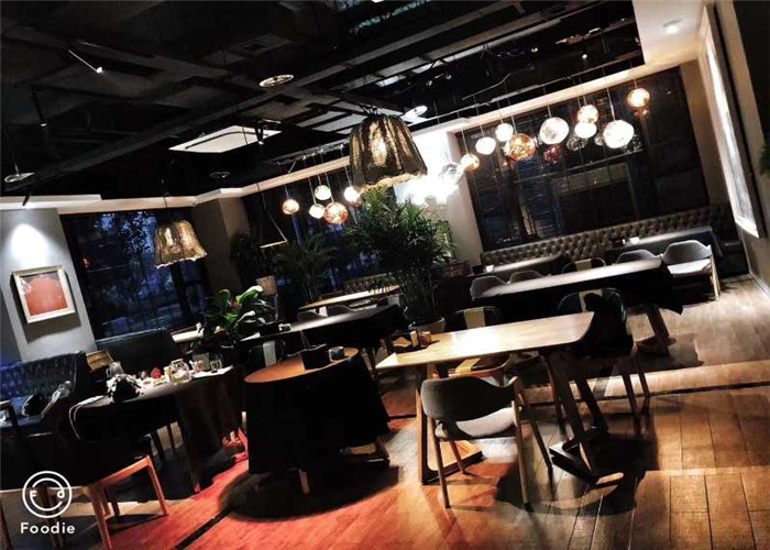 西安餐厅家具案例.jpg