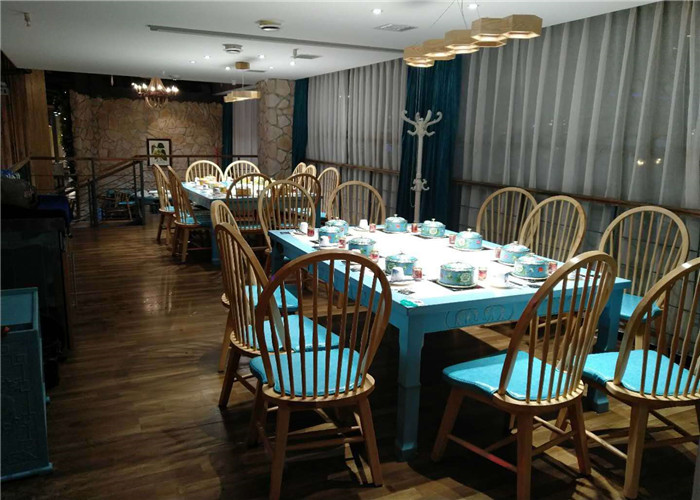 西安西餐厅家具定制.jpg