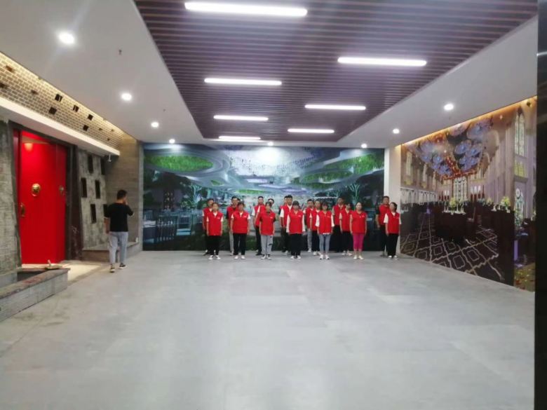 西安锦汤火锅店安装火锅桌子.jpg