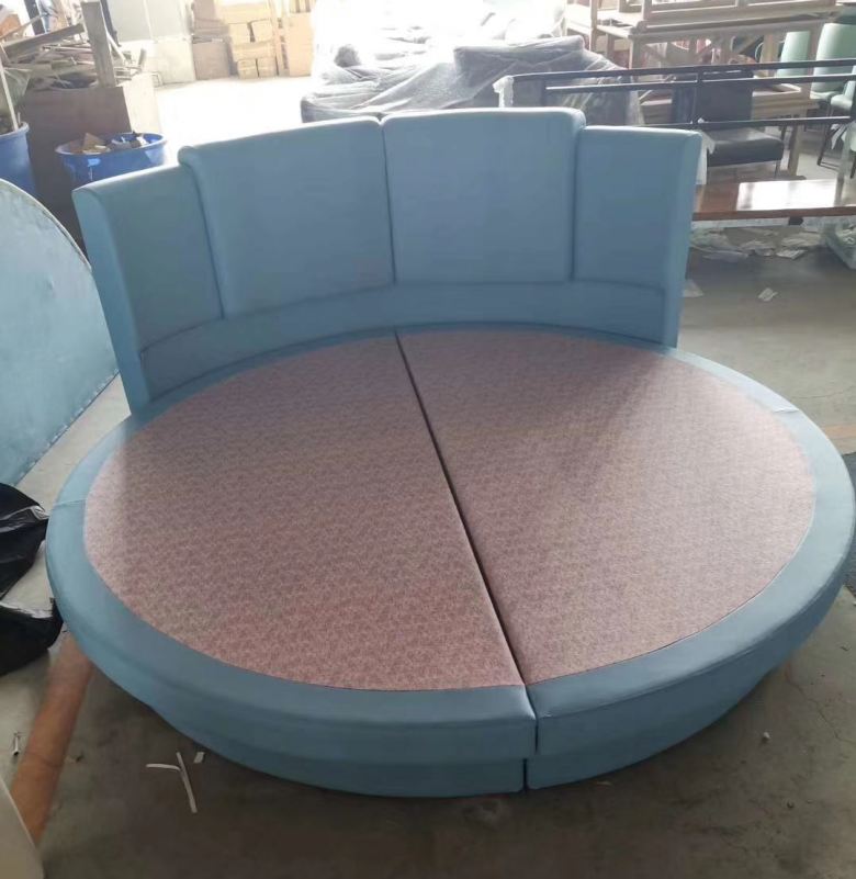 实拍西安酒店家具批发市场.jpg