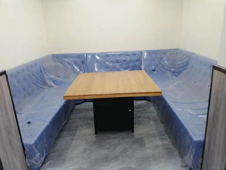 西安餐厅卡座沙发安装.jpg